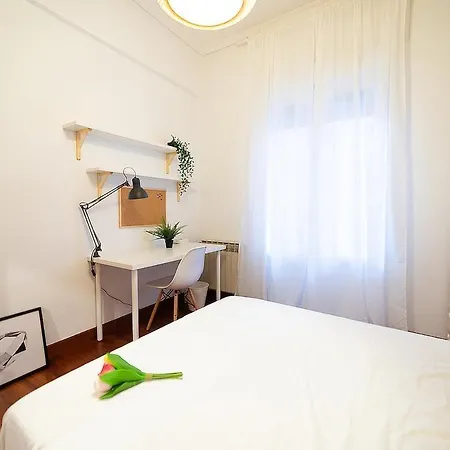 Pozas Center Apartman *